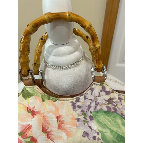 G.H.Bass and Co. canvas floral print bag with bamboo handles - Picture 4 of 6